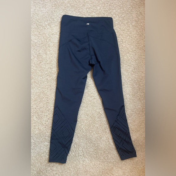 Marika gray leggings, size s - Picture 2 of 6